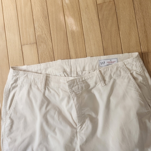 GAP Mid-Rise Downtown Khaki Pants Sz 16 Fall Back To School Teacher Work - Picture 9 of 16